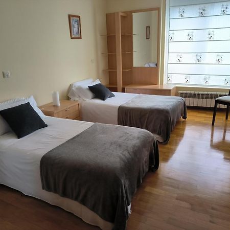 Апартаменты El Piso Del Camino Сигуэйро Экстерьер фото